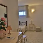 Dei Colli לינה וארוחת בוקר אוסטוני