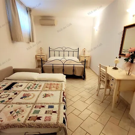 Dei Colli 3* أوستوني