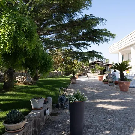 Dei Colli فندق مبيت وإفطار أوستوني