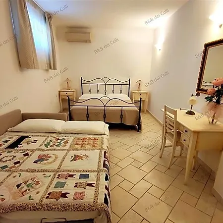 Dei Colli Oda ve Kahvaltı