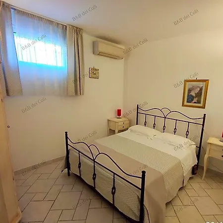 Oda ve Kahvaltı Dei Colli