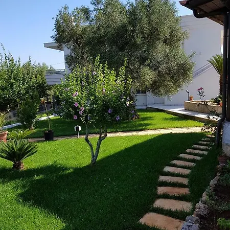 Dei Colli Oda ve Kahvaltı 3*